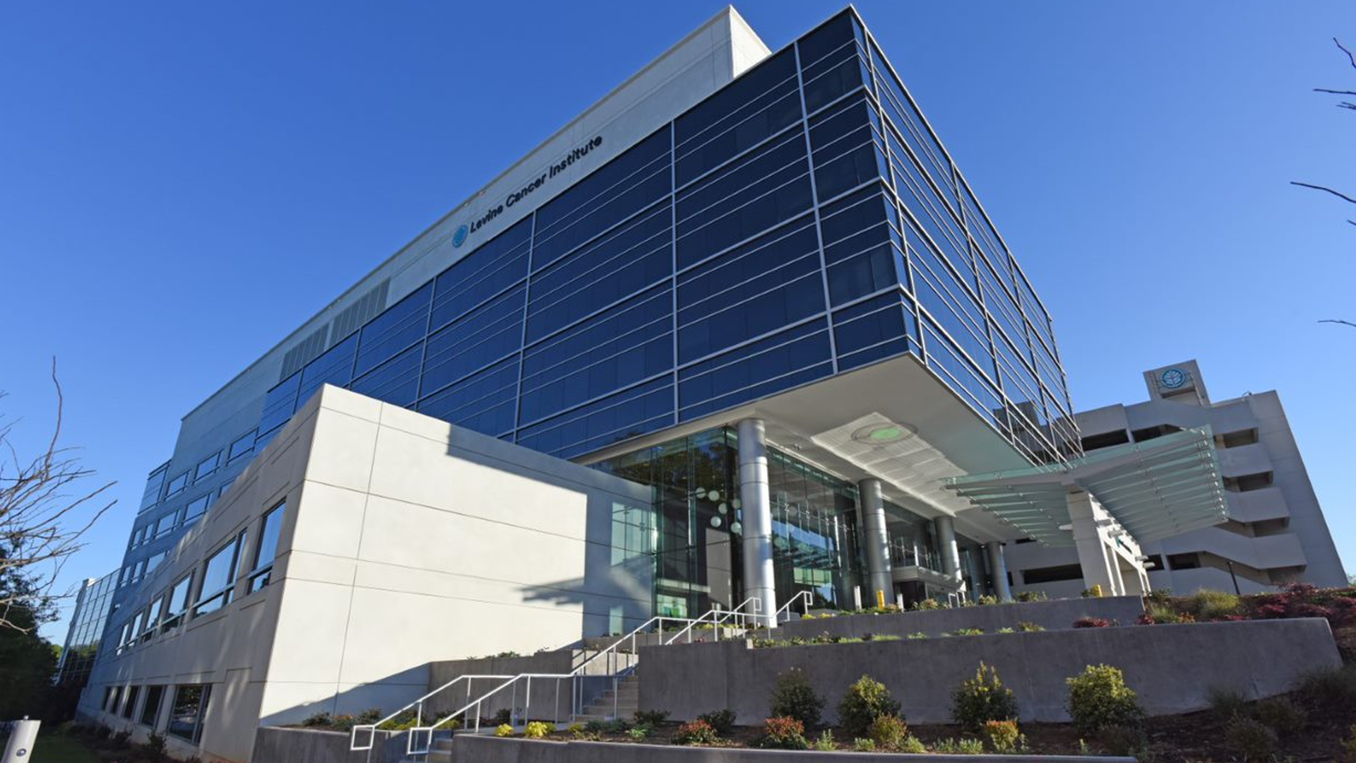 Exterior of Atrium Health Levine Cancer Institute II