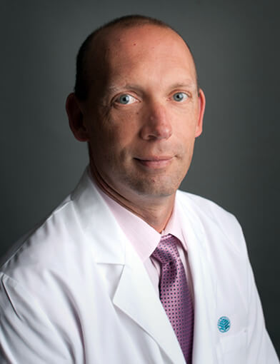 Kenneth R. VanderHave Jr., MD