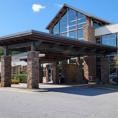 The front entrance to Wake Forest Cosmetic Surgery Center Vest Mill.