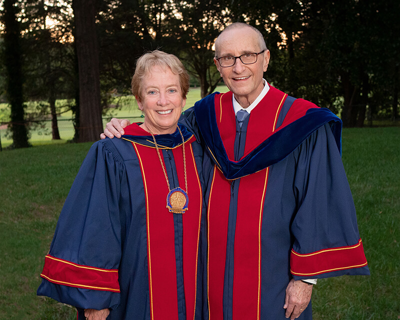 Dr. Freischlag and Dr. Meredith in Ceremonial Robes
