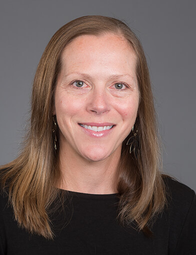 Caroline Hosseini 392x510