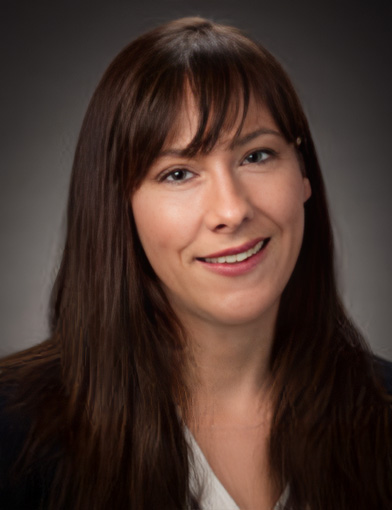 Julia Retelski 392x510