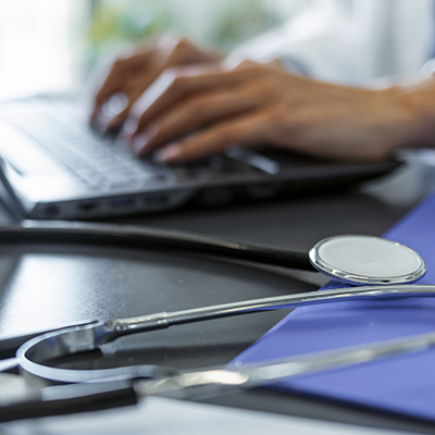 A Geriatrician at Your Fingertips