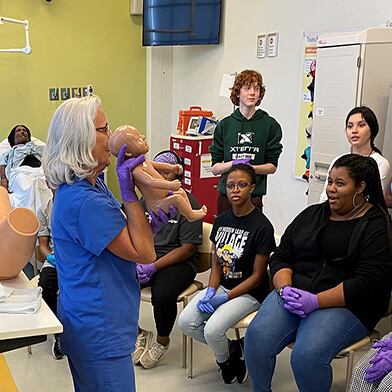 Summer in the City: Students Get Innovative Experiences