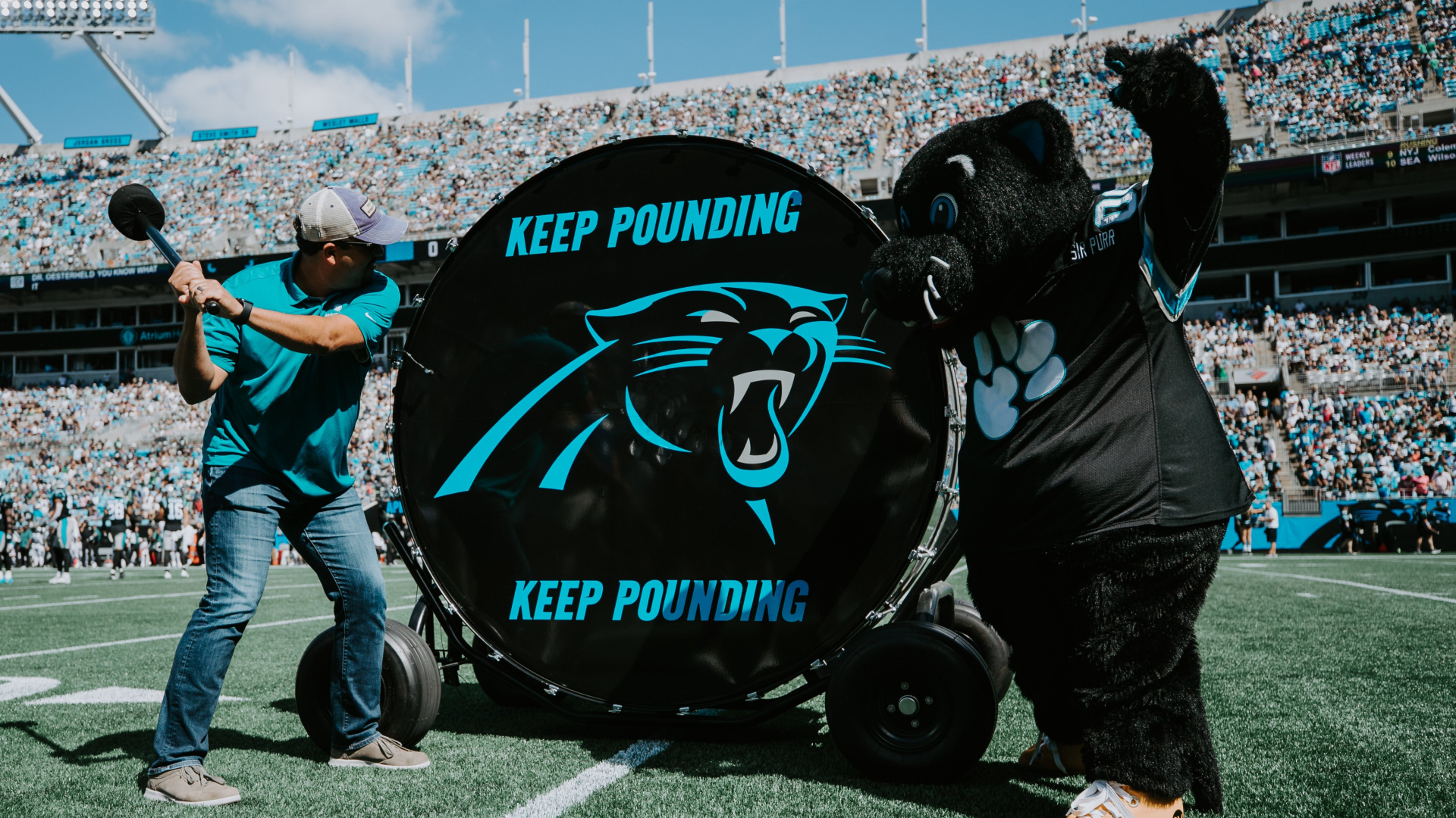 In partnership with the Carolina Panthers, Levine Children’s provided some of our brave cancer warriors with the ultimate Panthers virtual experience to recognize and celebrate them as they tackle cancer. 