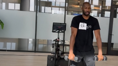 Daily Dose Overcoming Thyroid Cancer Featured Image_thumb