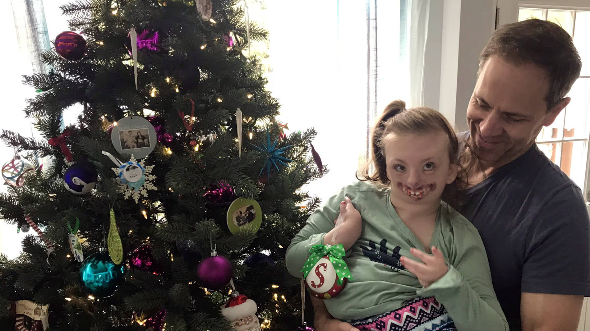 Born with a number of debilitating health conditions, Sophia Weaver is still just like any 10-year-old in many ways. As we look back on 2018, read our favorite stories about some of our Levine Children’s Hospital patients like Sophia and many others. 