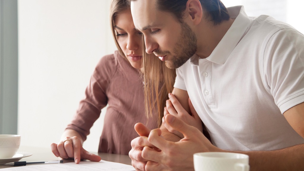 Tips_Choosing_Insurance_Blog_1920x1080.jpg